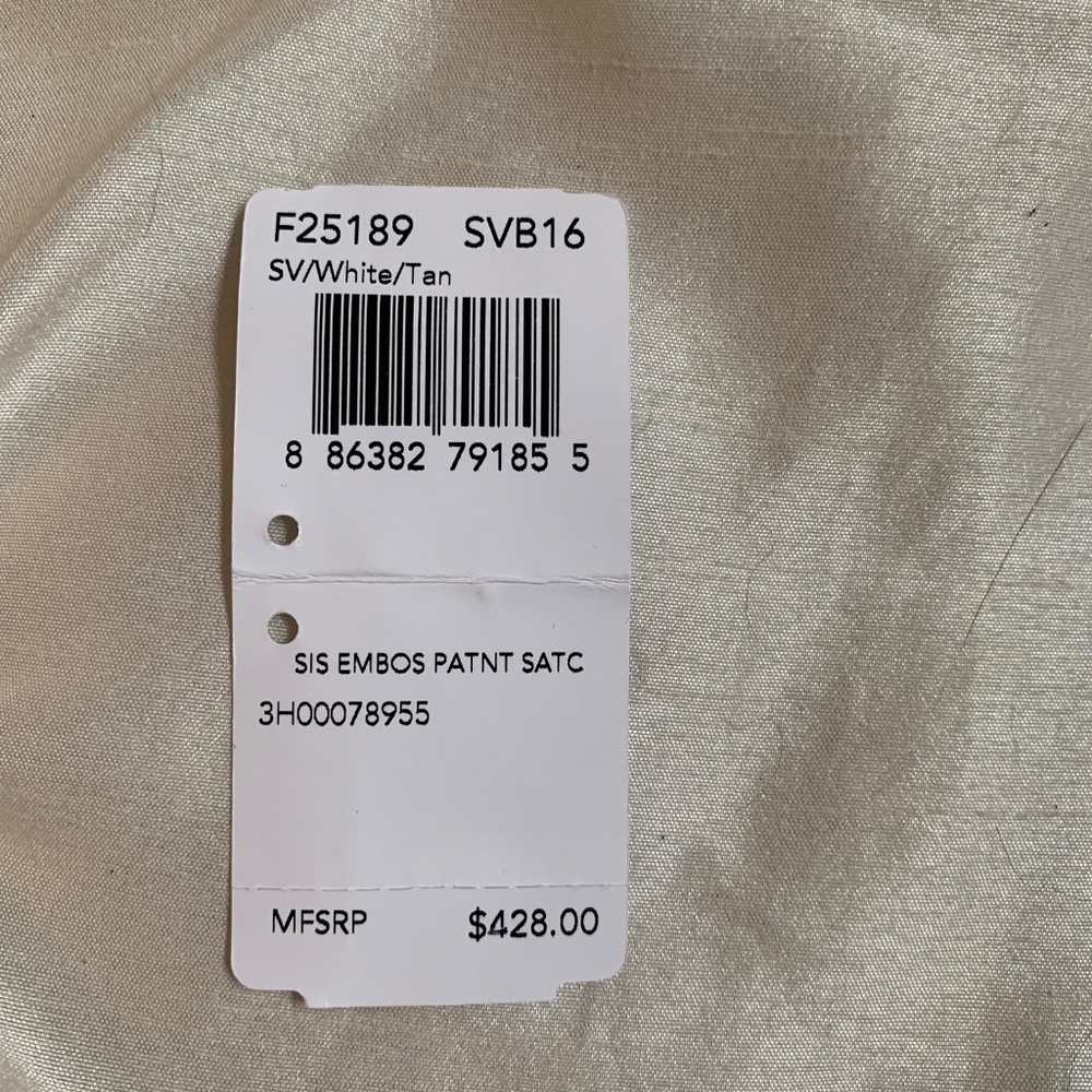 NWT Coach Cream Patent Leather Satchel/Shoulder Handbag - Picture 13 of 13